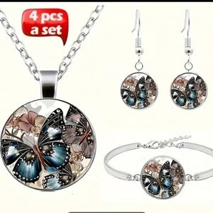 NWOT 4pcs Earrings Necklace Plus Bracelet Cute Jewelry Set Dainty Butterfly Pain